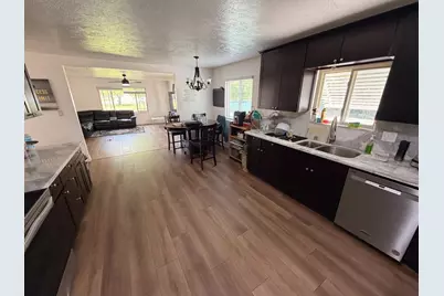 7818 Jacinto Road, Elk Grove, CA 95758 - Photo 9
