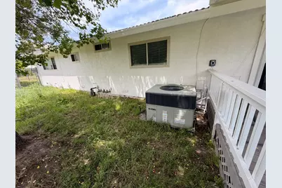 7818 Jacinto Road, Elk Grove, CA 95758 - Photo 19