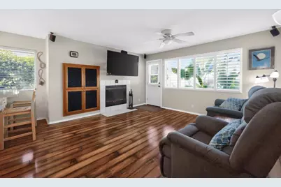 8441 Anthemis Court, Elk Grove, CA 95624 - Photo 17