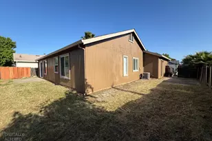 1620 Rodeo Way, Olivehurst, CA 95961 - Photo 11