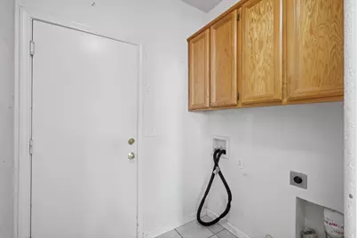 5821 Ridgepoint Drive, Antelope, CA 95843 - Photo 25