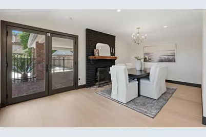 9815 Mira Del Rio Drive, Sacramento, CA 95827 - Photo 27