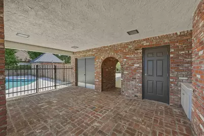 9815 Mira Del Rio Drive, Sacramento, CA 95827 - Photo 65