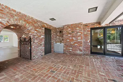 9815 Mira Del Rio Drive, Sacramento, CA 95827 - Photo 63
