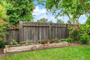 10828 Ambassador Dr, Rancho Cordova, CA 95670 - Photo 21