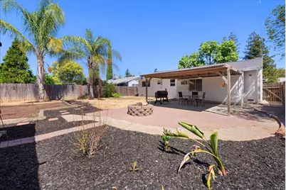 2100 Bowling Green Drive, Sacramento, CA 95825 - Photo 21