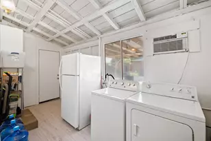 2100 Bowling Green Dr, Sacramento, CA 95825 - Photo 19