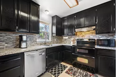 2100 Bowling Green Drive, Sacramento, CA 95825 - Photo 5