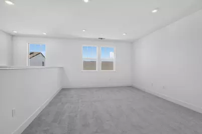 10284 Golden Sunray Drive, Elk Grove, CA 95757 - Photo 13