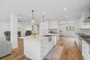 2707 Latham Dr, Sacramento, CA 95864 - Photo 11