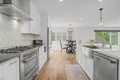 2707 Latham Drive, Sacramento, CA 95864 - Photo 9