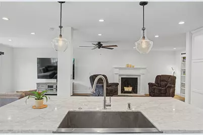 2707 Latham Drive, Sacramento, CA 95864 - Photo 15
