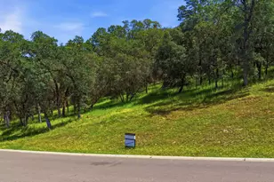 6813 Western Sierra Way, El Dorado Hills, CA 95762 - Photo 19