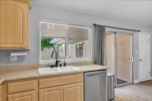 1924 Amsterdam Ln, Modesto, CA 95356 - Photo 15