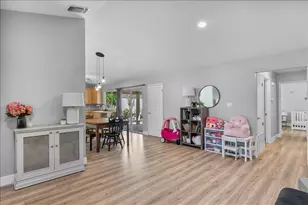 1924 Amsterdam Ln, Modesto, CA 95356 - Photo 11