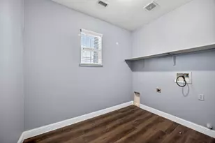 274 Crescent Moon Dr, Lathrop, CA 95330 - Photo 27