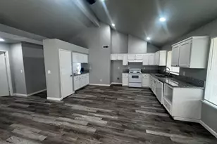 7117 N Antioch Ave, Fresno, CA 93722 - Photo 15