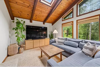 10389 Crestview Drive, Grass Valley, CA 95949 - Photo 19