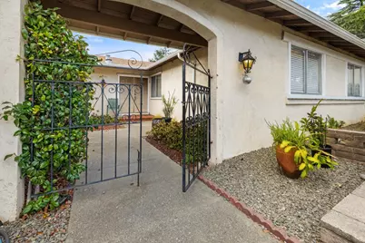 7961 Phaeton Drive, Oakland, CA 94605 - Photo 1