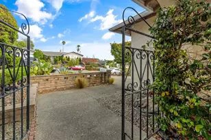 7961 Phaeton Dr, Oakland, CA 94605 - Photo 51