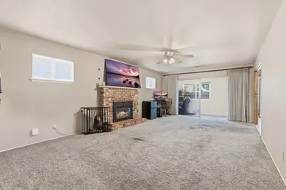 1215 Del Vale Avenue, Modesto, CA 95350 - Photo 7