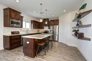 1133 Nicklaus Rd, Galt, CA 95632 - Photo 11