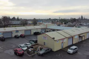 1023 W Yosemite Ave, Manteca, CA 95337 - Photo 9