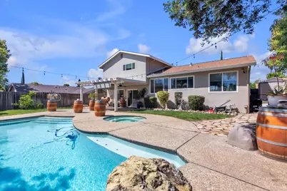 8232 Scarlet Oak Circle, Citrus Heights, CA 95610 - Photo 21