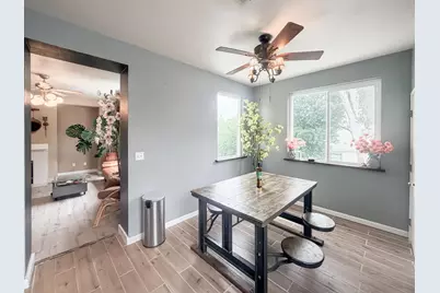 8953 Forked Creek Way, Elk Grove, CA 95758 - Photo 13