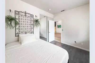 8953 Forked Creek Way, Elk Grove, CA 95758 - Photo 23