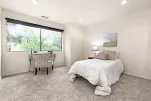633 Woodside Sierra, Sacramento, CA 95825 - Photo 23