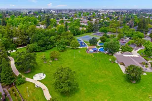 633 Woodside Sierra, Sacramento, CA 95825 - Photo 39