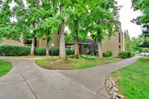 861 Woodside Ln, Sacramento, CA 95825 - Photo 35