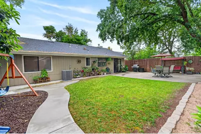 9332 Mapleview Way, Elk Grove, CA 95758 - Photo 41