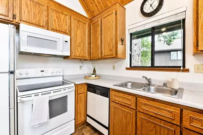 1302 Pebble Beach Way, Arnold, CA 95223 - Photo 9