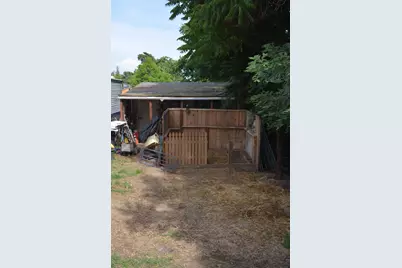 12936 Yosemite Boulevard, Waterford, CA 95386 - Photo 17