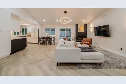1525 Woodland Oaks Way, Sacramento, CA 95833 - Photo 11