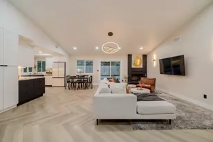 1525 Woodland Oaks Way, Sacramento, CA 95833 - Photo 11