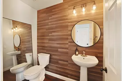 2304 Celebration Lane, Turlock, CA 95380 - Photo 9