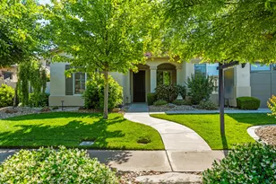 2472 Ashbridge Ln, Manteca, CA 95336 - Photo 3