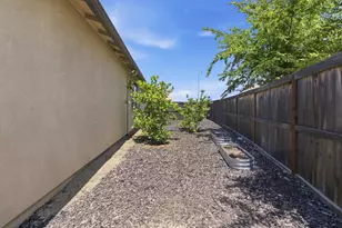 12738 Montbrook Way, Rancho Cordova, CA 95742 - Photo 29
