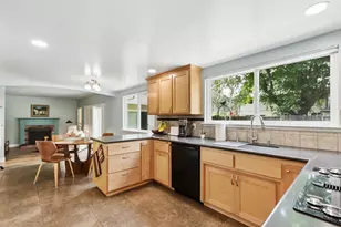 305 Cabrillo Ave, Davis, CA 95616 - Photo 13