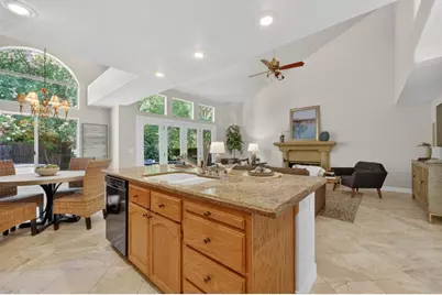 100 Bloomfield Way, Folsom, CA 95630 - Photo 17
