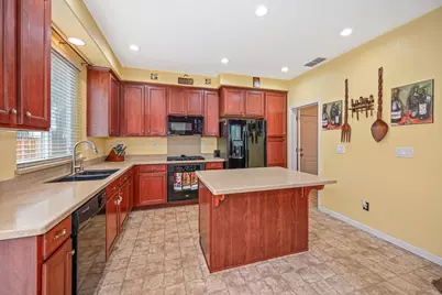 18 Bellows Pond Place, Sacramento, CA 95835 - Photo 13