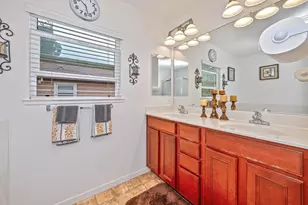 18 Bellows Pond Pl, Sacramento, CA 95835 - Photo 35