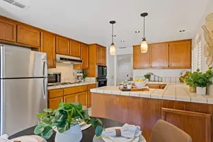1637 Woodhill Dr, Roseville, CA 95661 - Photo 9