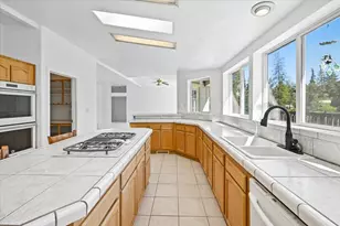 18060 Dog Bar Rd, Grass Valley, CA 95949 - Photo 9