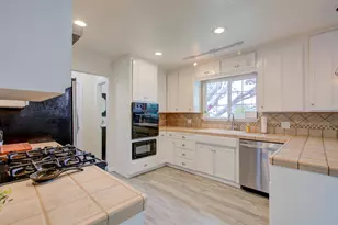 605 Camellia St, Turlock, CA 95380 - Photo 17