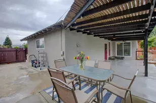 605 Camellia St, Turlock, CA 95380 - Photo 49