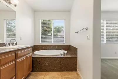 906 Baytree Place, Sacramento, CA 95864 - Photo 17
